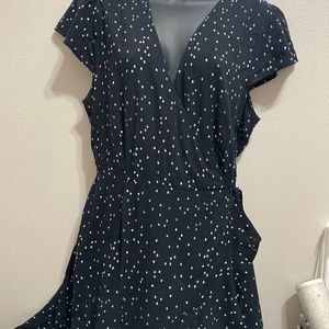 Mossimo black lightweight fun ruffle hem dress